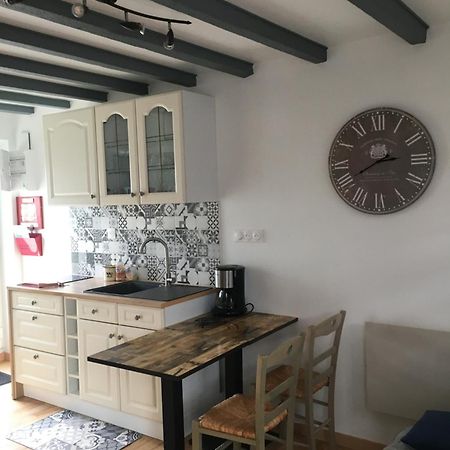 La Maison D'En Face Valliquerville Eksteriør billede